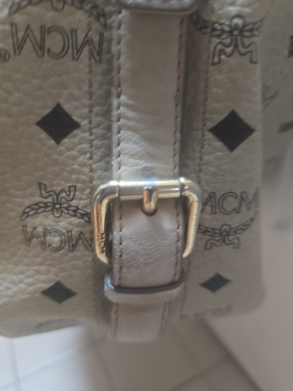 MCM Beige Leather Drawstring Bucket Bag - Picture 10 of 16